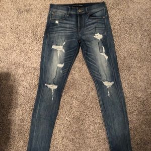 Ripped Jegging